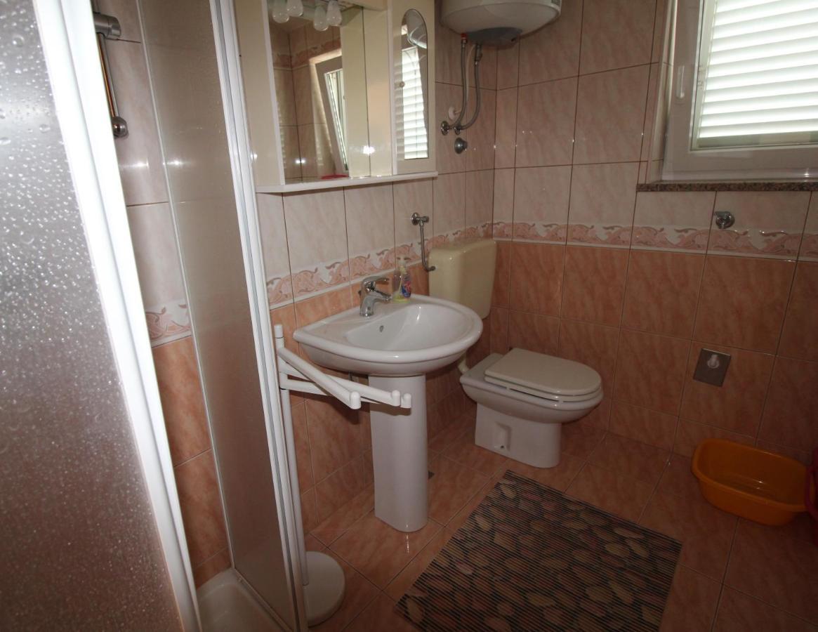 Studio Apartment Aniko بريمونتيرا المظهر الخارجي الصورة